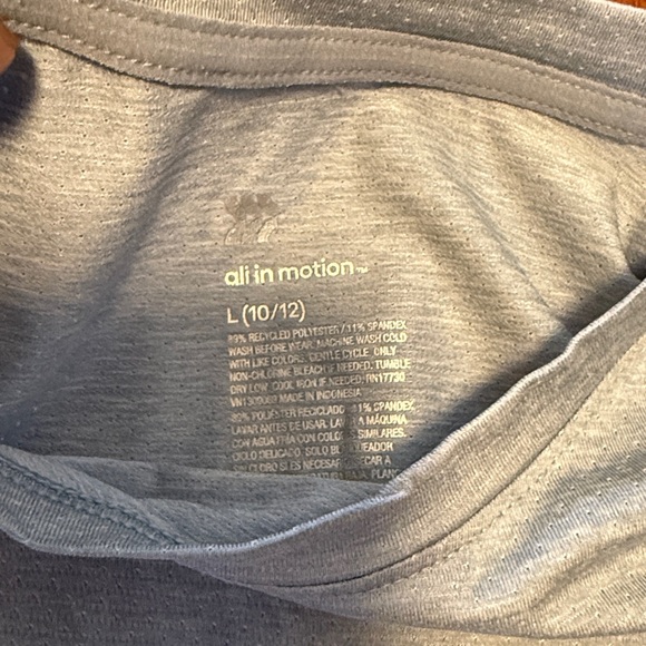 All in Motion Boys Breathable Shirts Blue & Gray Size Large - Picture 4 of 8